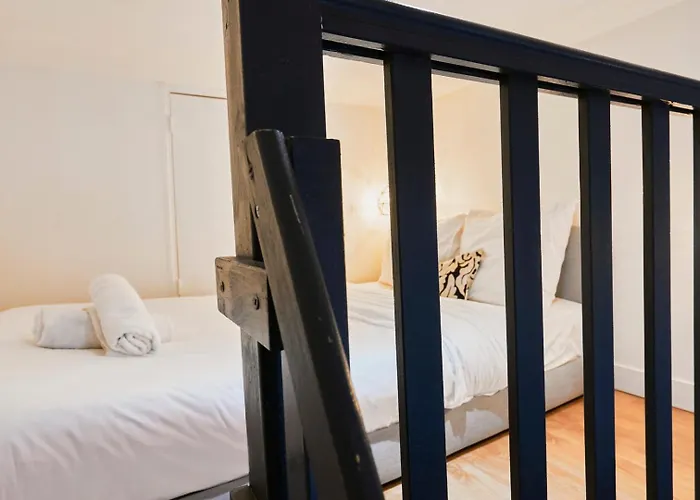 Lille Centre - Beautiful bright apartment 6pax 3BR