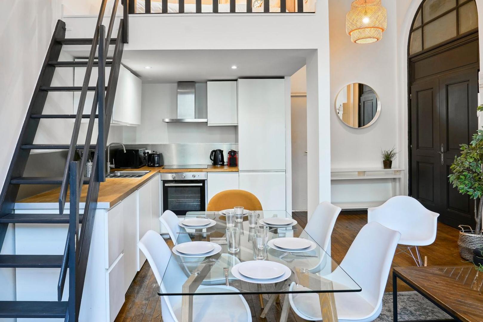 Centre - Beautiful Bright 6pax 3br